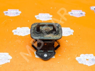 Петля капота MERCEDES-BENZ S-класс W221 рестайлинг (2009 - 2013) &mdash; Разборка Мерседес