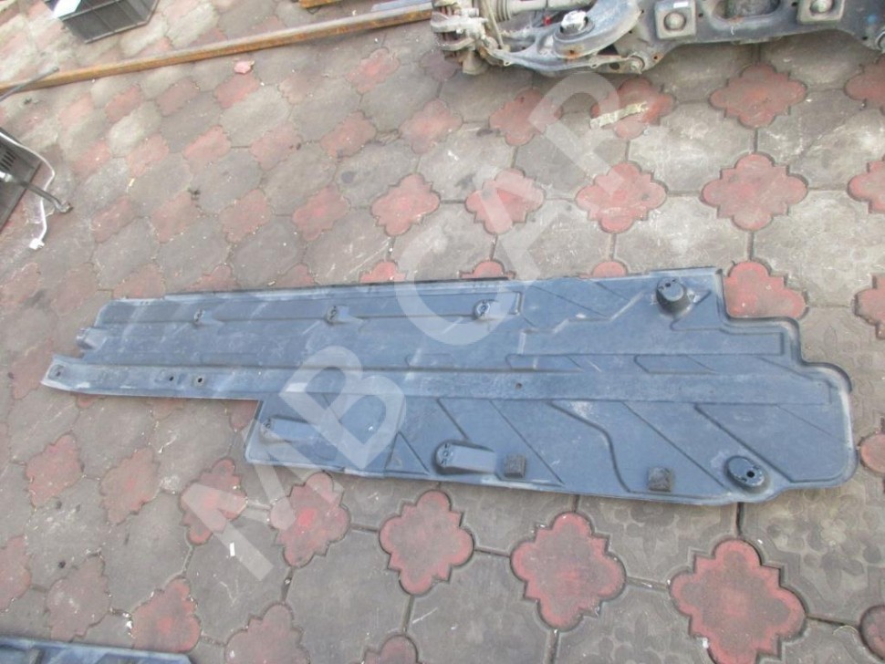 Защита днища MERCEDES-BENZ C-класс W204/S204 (2006 - 2011) фото 1 — Разборка Мерседес