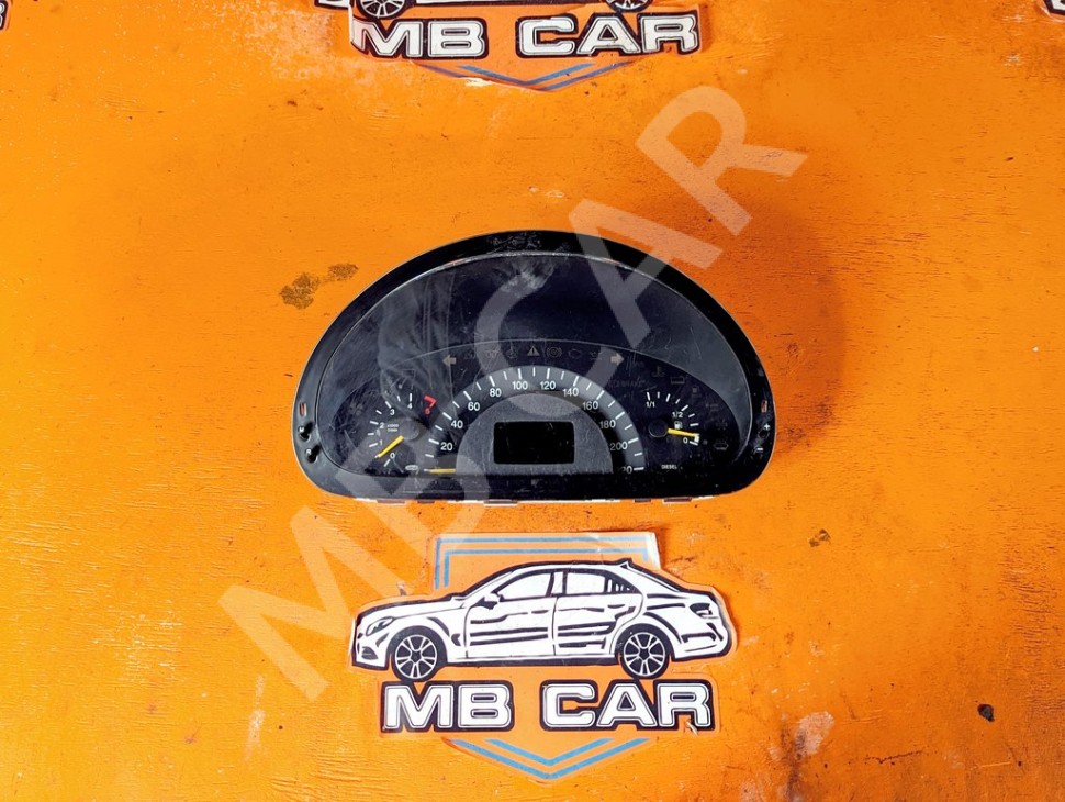 Щиток приборов MERCEDES-BENZ V-класс W639 (2003 - 2014) фото 1 &mdash; Разборка Мерседес