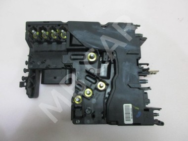 Блок предохранителей MERCEDES-BENZ E-класс W212/S212/C207/A207 рестайлинг (2013 - 2016) — Разборка Мерседес