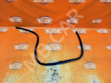 Уплотнитель дверного проема ( на кузове ) MERCEDES-BENZ CLK-класс C209/W209 (2002 - 2005) — Разборка Мерседес