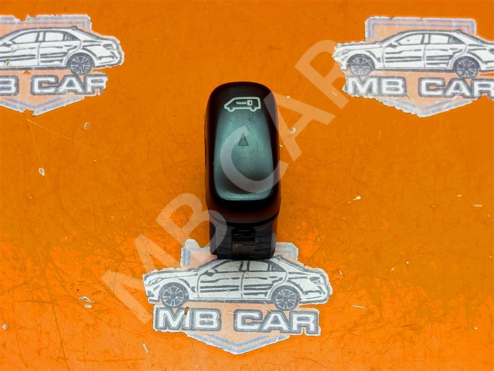 Кнопка центрального замка MERCEDES-BENZ Vito W638 (1996 - 2003) фото 1 — Разборка Мерседес