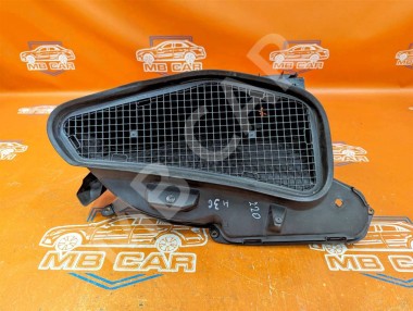 Воздухозаборник MERCEDES-BENZ S-класс W220 (1998 - 2005) — Разборка Мерседес