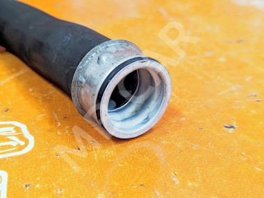 Патрубок радиатора MERCEDES-BENZ C-класс W203/S203/CL203 (2000 - 2004) — Разборка Мерседес