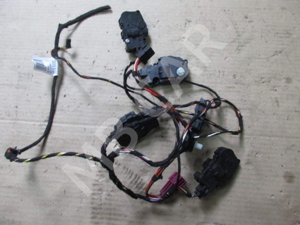 Сервоприводы печки MERCEDES-BENZ E-класс W212/S212/C207/A207 рестайлинг (2013 - 2016) фото 1 &mdash; Разборка Мерседес