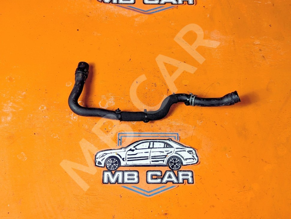 Патрубок ОЖ MERCEDES-BENZ B-класс W245 (2005 - 2009) фото 1 &mdash; Разборка Мерседес