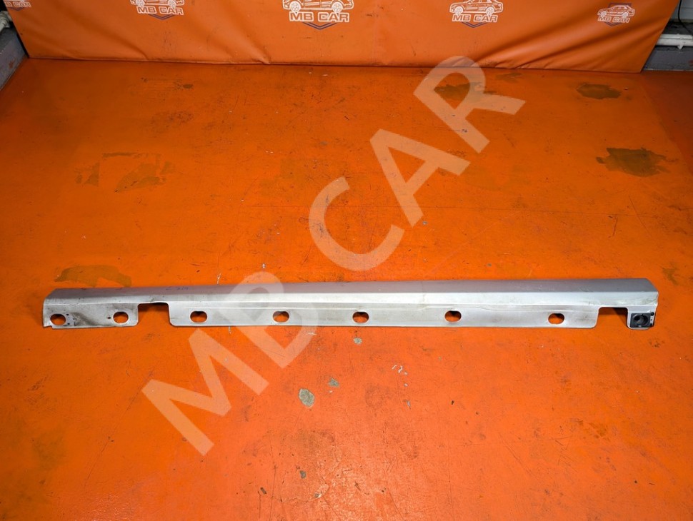 Порог пластиковый левый MERCEDES-BENZ S-класс W221 рестайлинг (2009 - 2013) фото 1 &mdash; Разборка Мерседес