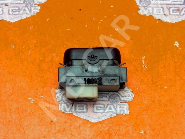 Кнопка стеклоподъемников MERCEDES-BENZ S-класс W220 (1998 - 2005) — Разборка Мерседес