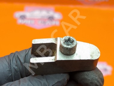 Кронштейн крепления форсунок MERCEDES-BENZ S-класс W220 (1998 - 2005) &mdash; Разборка Мерседес