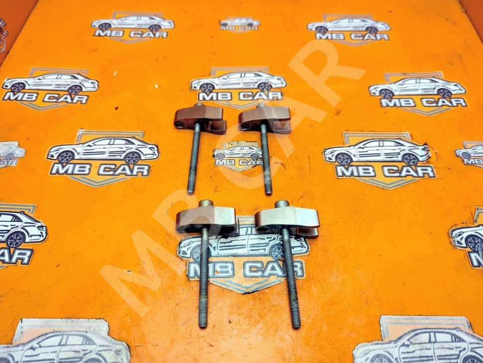 Кронштейн крепления форсунок MERCEDES-BENZ V-класс W639 (2003 - 2014) фото 1 &mdash; Разборка Мерседес