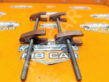 Кронштейн крепления форсунок MERCEDES-BENZ V-класс W639 (2003 - 2014) &mdash; Разборка Мерседес