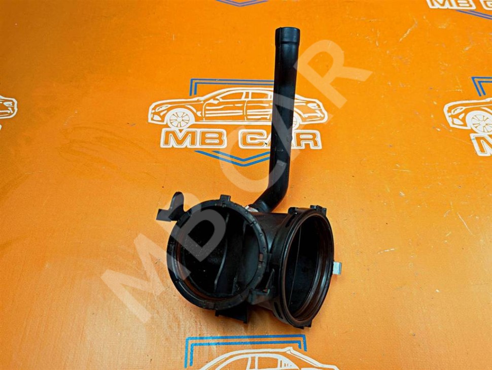 Патрубок воздушный MERCEDES-BENZ E-класс W212/S212/C207/A207 (2009 - 2013) фото 1 — Разборка Мерседес