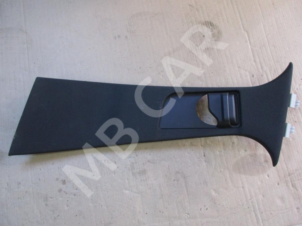 Накладка средней стойки MERCEDES-BENZ C-класс W205/S205/C205/A205 (2014 - 2018) фото 1 &mdash; Разборка Мерседес