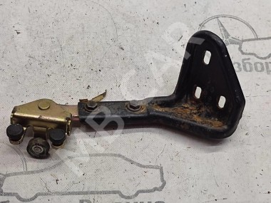 Ролик сдвижной двери MERCEDES-BENZ Vito W638 (1996 - 2003) — Разборка Мерседес