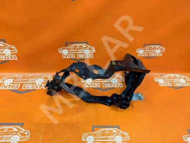 Рамка крепления фары MERCEDES-BENZ C-класс W204/S204 (2006 - 2011) — Разборка Мерседес