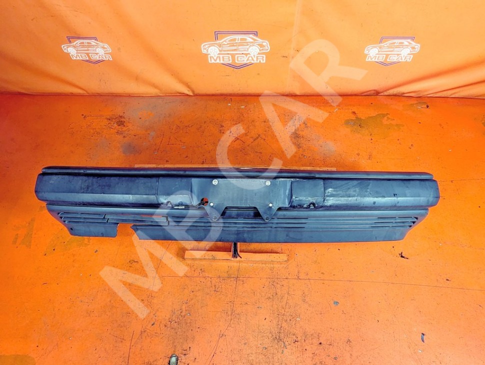 Бампер передний MERCEDES-BENZ E-класс W124/S124/C124/A124 (1984 - 1997) фото 1 &mdash; Разборка Мерседес