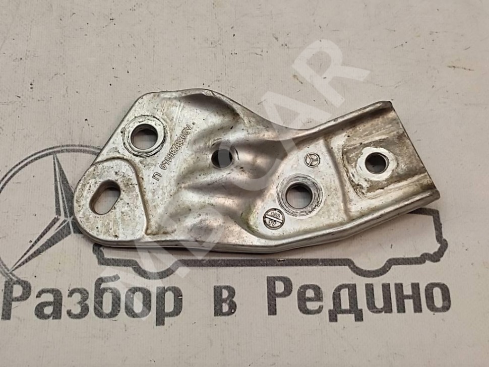 Кронштейн стабилизатора MERCEDES-BENZ C-класс W205/S205/C205/A205 (2014 - 2018) фото 1 — Разборка Мерседес