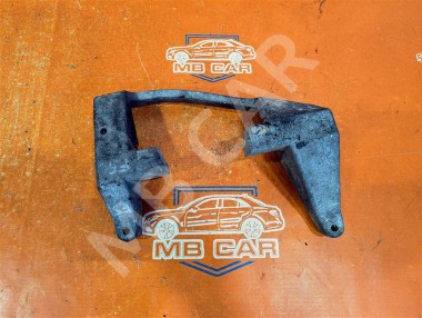 Кронштейн MERCEDES-BENZ Vito W638 (1996 - 2003) — Разборка Мерседес