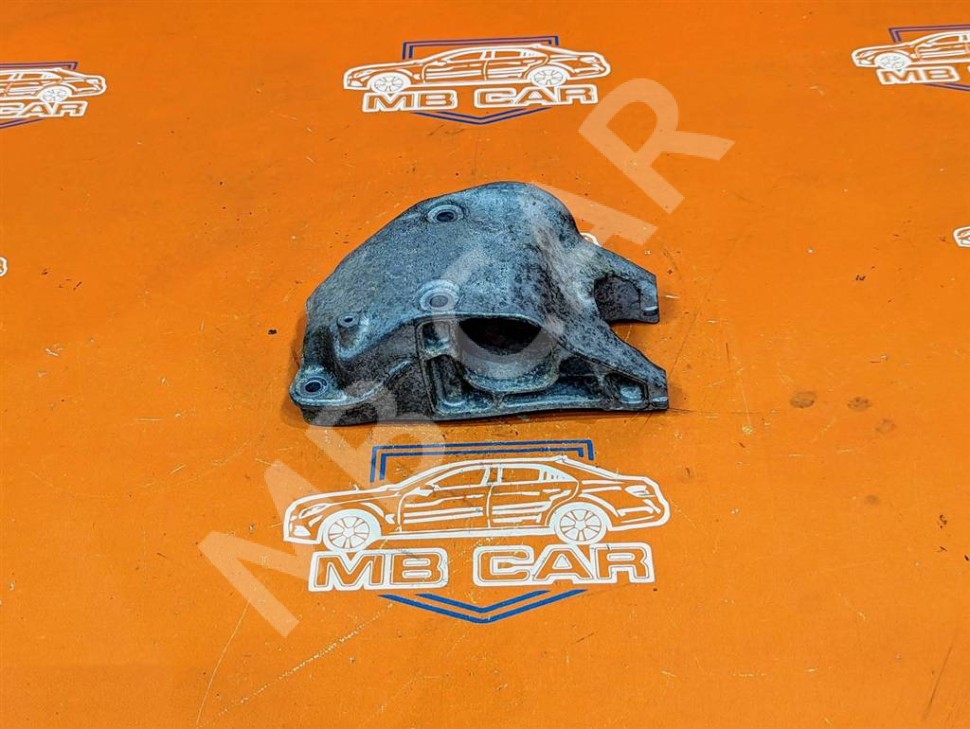 Опора двигателя задняя MERCEDES-BENZ B-класс W246 (2011 - 2014) фото 1 — Разборка Мерседес