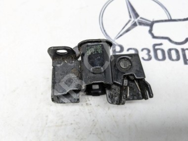Замок капота MERCEDES-BENZ C-класс W203/S203/CL203 (2000 - 2004) — Разборка Мерседес