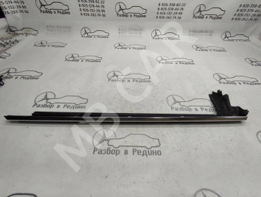 Молдинг стекла двери MERCEDES-BENZ CLS-класс C219 (2004 - 2008) — Разборка Мерседес