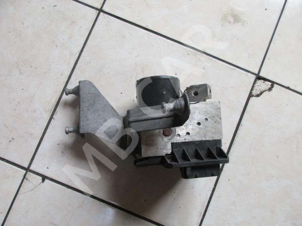 Блок ABS MERCEDES-BENZ A-класс W168 (1997 - 2001) фото 1 — Разборка Мерседес