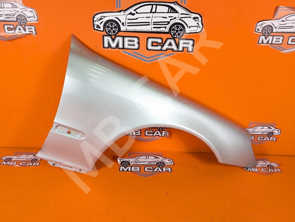 Крыло переднее правое MERCEDES-BENZ S-класс W220 (1998 - 2005) фото 1 &mdash; Разборка Мерседес