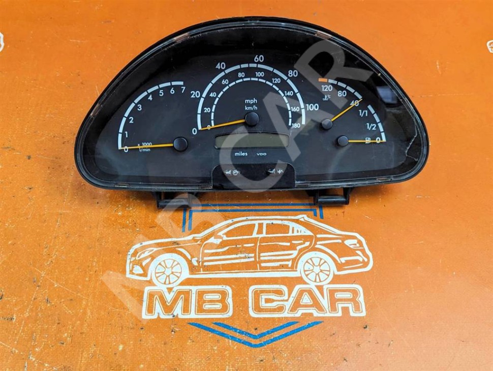 Щиток приборов MERCEDES-BENZ Sprinter W901-905 (1995 - 2006) фото 1 — Разборка Мерседес