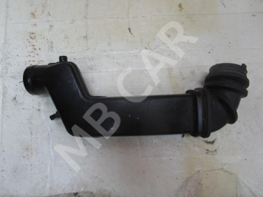 Патрубок воздушный MERCEDES-BENZ C-класс W202/S202 (1993 - 1997) — Разборка Мерседес