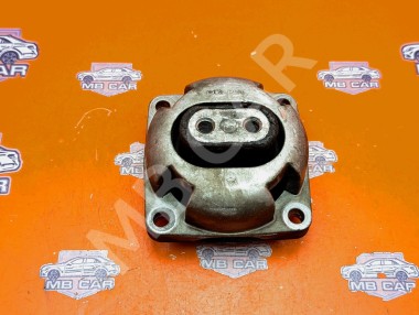 Опора КПП MERCEDES-BENZ R-класс W251 (2005 - 2007) — Разборка Мерседес