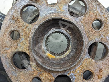 Кулак поворотный передний левый MERCEDES-BENZ C-класс W204/S204 (2006 - 2011) — Разборка Мерседес