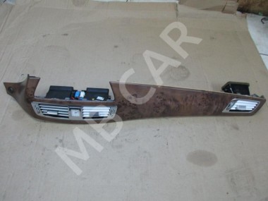 Воздуховод центральный MERCEDES-BENZ CLS-класс C218/X218 (2010 - 2014) — Разборка Мерседес