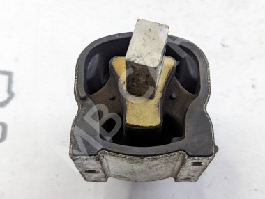 Опора КПП MERCEDES-BENZ S-класс W222/C217/A217 (2013 - 2017) — Разборка Мерседес