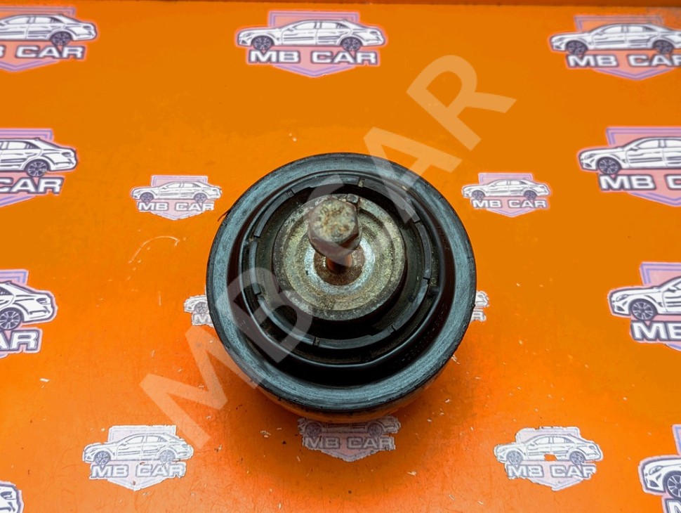 Опора двигателя MERCEDES-BENZ E-класс W210/S210 (1995 - 1999) фото 1 — Разборка Мерседес