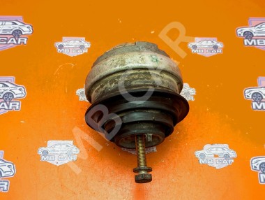 Опора двигателя MERCEDES-BENZ E-класс W210/S210 (1995 - 1999) — Разборка Мерседес