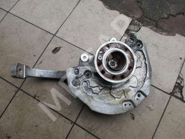 Кулак поворотный передний левый MERCEDES-BENZ C-класс W205/S205/C205/A205 (2014 - 2018) — Разборка Мерседес