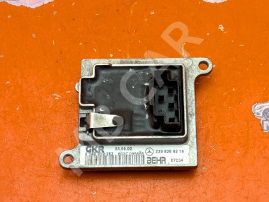 Реле моторчика печки MERCEDES-BENZ S-класс W220 (1998 - 2005) &mdash; Разборка Мерседес