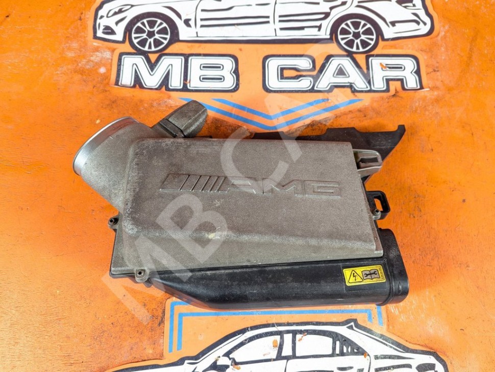 Корпус воздушного фильтра MERCEDES-BENZ S-класс AMG W221 (2006 - 2009) фото 1 &mdash; Разборка Мерседес