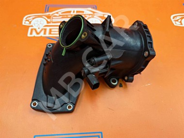 Патрубок впускного коллектора MERCEDES-BENZ C-класс W204/S204 (2006 - 2011) — Разборка Мерседес