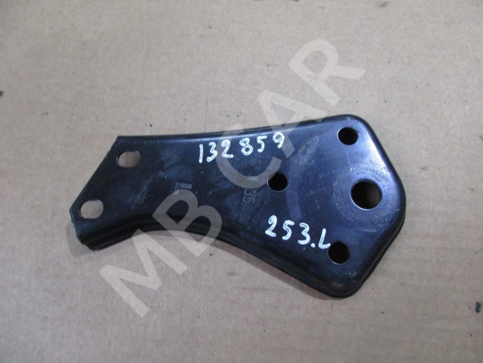 Кронштейн MERCEDES-BENZ GLC-класс X253 (2015 - 2019) фото 1 — Разборка Мерседес