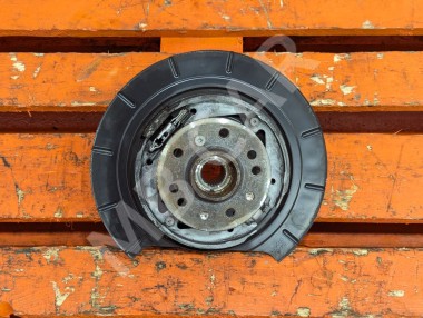 Кулак подвески задний правый MERCEDES-BENZ M-класс AMG W164 рестайлинг (2008 - 2011) — Разборка Мерседес