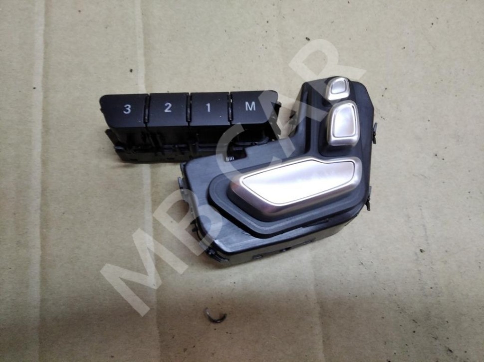 Джойстик MERCEDES-BENZ GLA-класс X156 рестайлинг (2017 - 2020) фото 1 — Разборка Мерседес