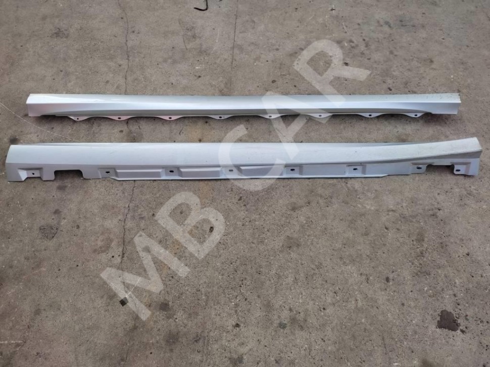 Порог пластиковый левый MERCEDES-BENZ R-класс W251 (2005 - 2007) фото 1 — Разборка Мерседес