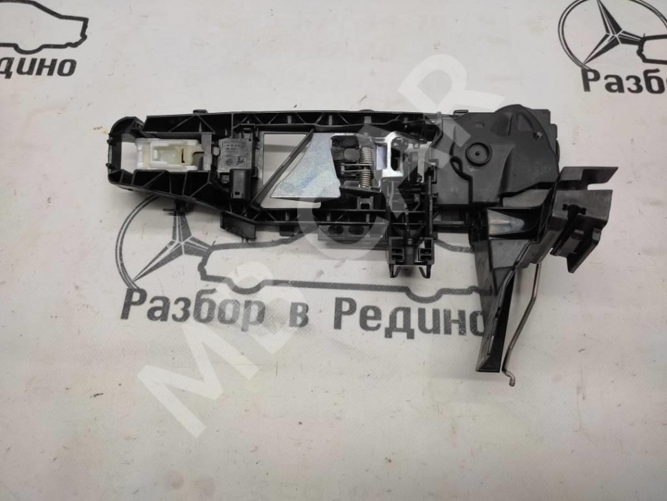Ответная часть замка двери MERCEDES-BENZ CLS-класс C257 (2017 - 2021) фото 1 &mdash; Разборка Мерседес