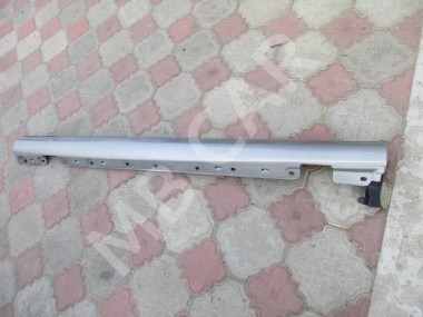 Порог пластиковый левый MERCEDES-BENZ C-класс W203/S203/CL203 рестайлинг (2004 - 2008) — Разборка Мерседес