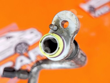 Трубка кондиционера MERCEDES-BENZ S-класс W220 (1998 - 2005) &mdash; Разборка Мерседес