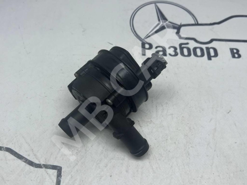 Насос циркуляционный MERCEDES-BENZ A-класс W176 (2012 - 2015) фото 1 — Разборка Мерседес