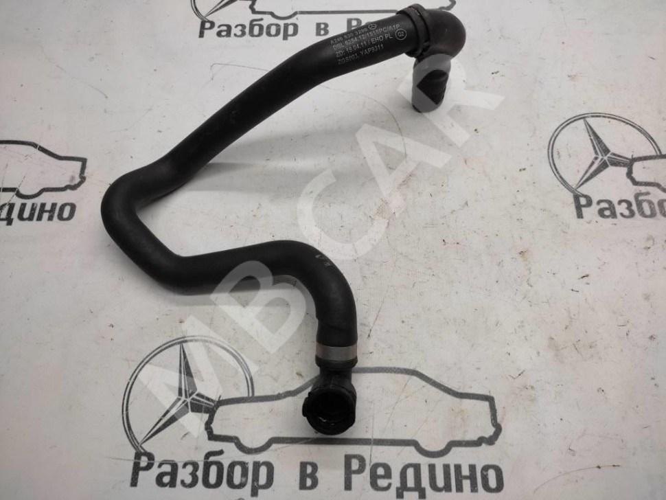 Патрубок ОЖ MERCEDES-BENZ A-класс W176 (2012 - 2015) фото 1 — Разборка Мерседес