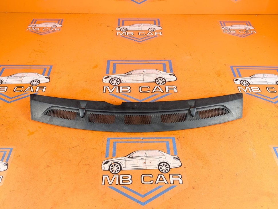 Решетка капота MERCEDES-BENZ A-класс W169 (2004 - 2008) A 150 1.5 CVT (95 л.с.) фото 1 &mdash; Разборка Мерседес