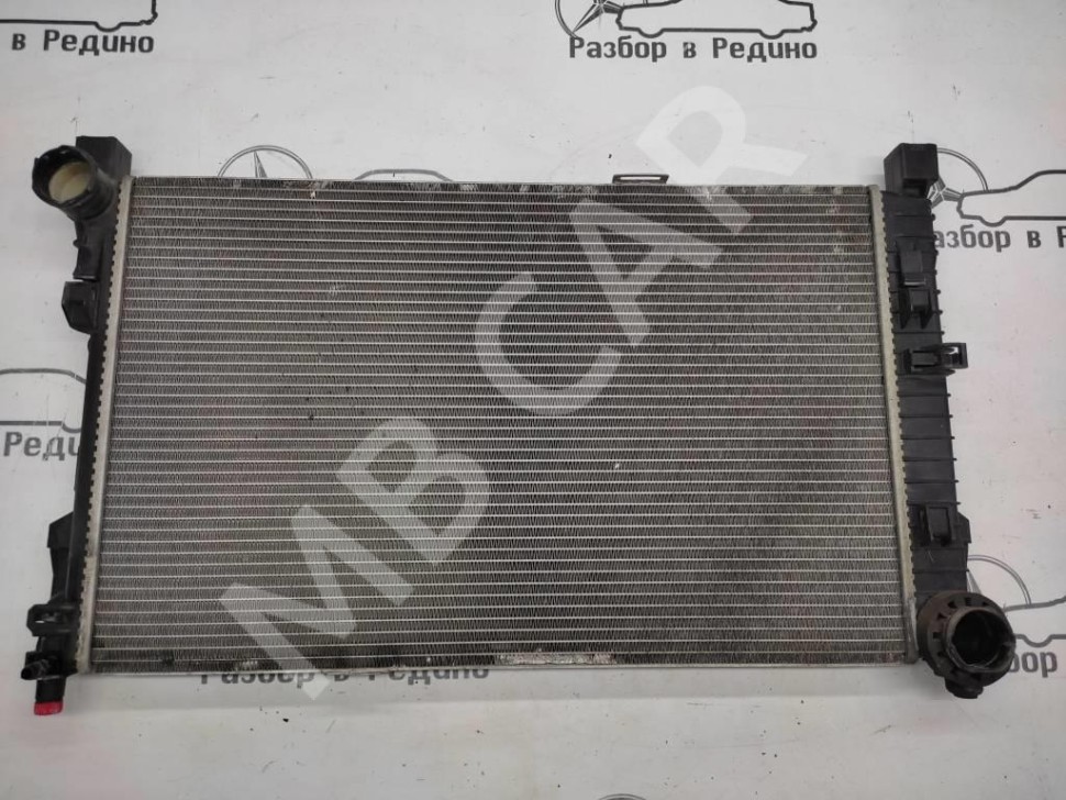 Радиатор MERCEDES-BENZ C-класс W203/S203/CL203 (2000 - 2004) фото 1 — Разборка Мерседес